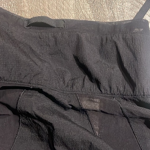 Lululemon In Deth - Picture 8 of 10